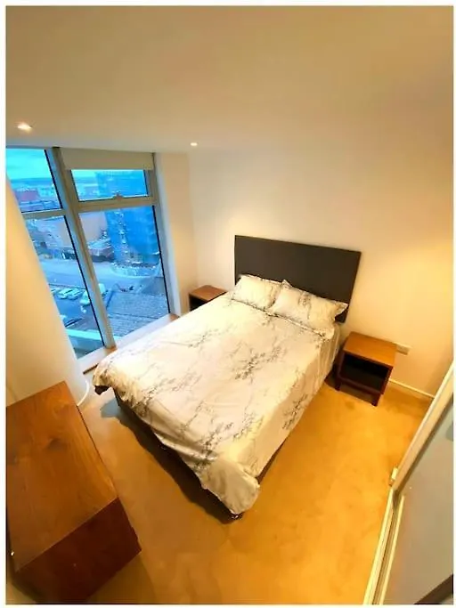 Lovely One Bedroom Apartment In Ilford Town