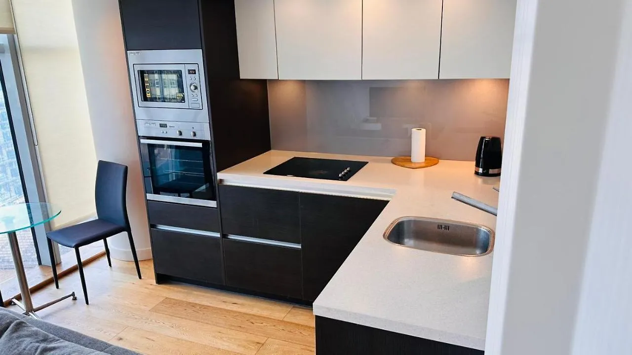 Lovely One Bedroom Apartment In Ilford Town